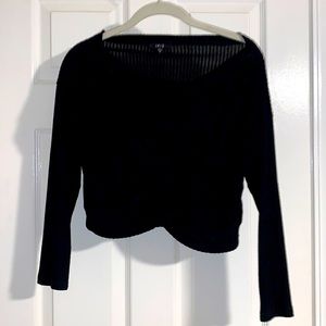 Black, 3/4 sleeve, cris cross bottom crop top, scoop neck,ribbed Size Medium